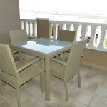 La Perla With Pool Apartament *